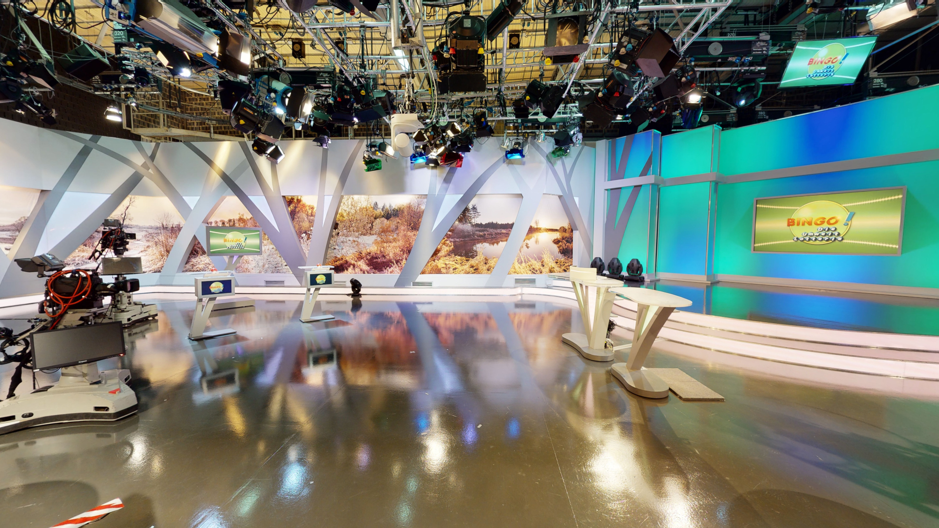 Ein blick in unser Studio Nummer 3, hier werden zahlreiche TV-Formate für z.B. den NDR gedreht